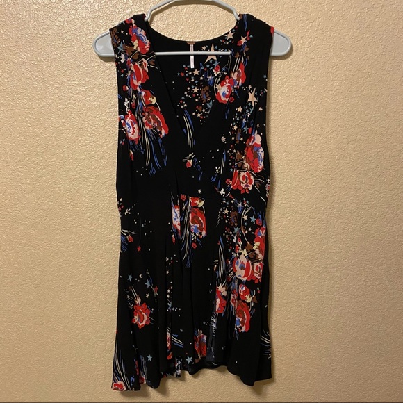 Free People sz M black v-neck wrap top - Picture 2 of 7